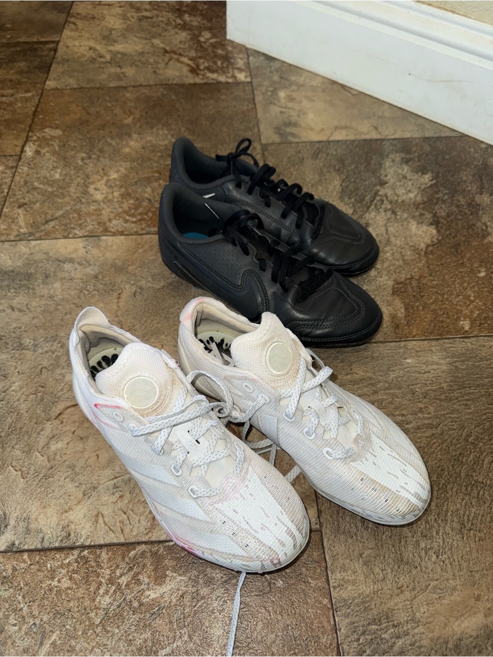 Bundle Footbal Cleats For Nike Kids Black and White Athletic Shoes